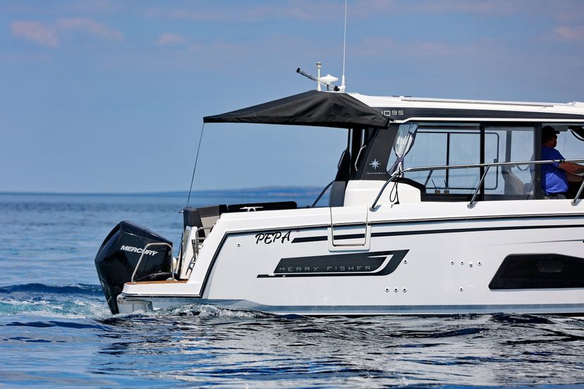 Jeanneau MERRY FISHER 1095 Pepa