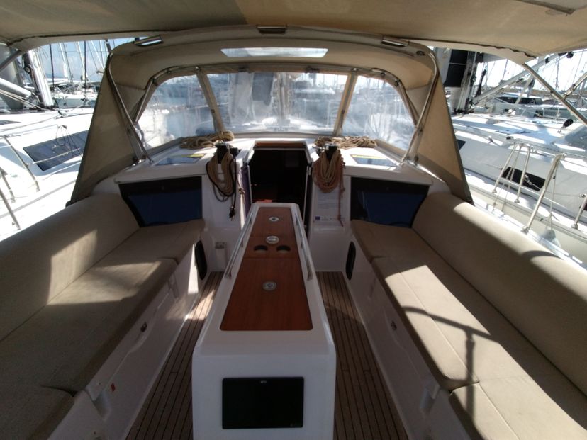 Dufour Yachts 43 Triumph