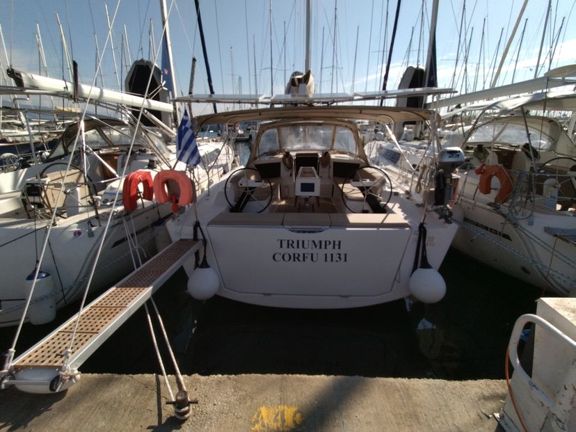 Dufour Yachts 43 Triumph