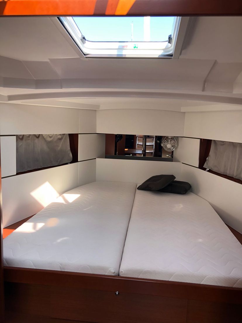 Beneteau 38 Chica