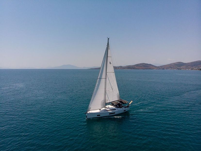 Beneteau OCEANIS 46.1 Layla