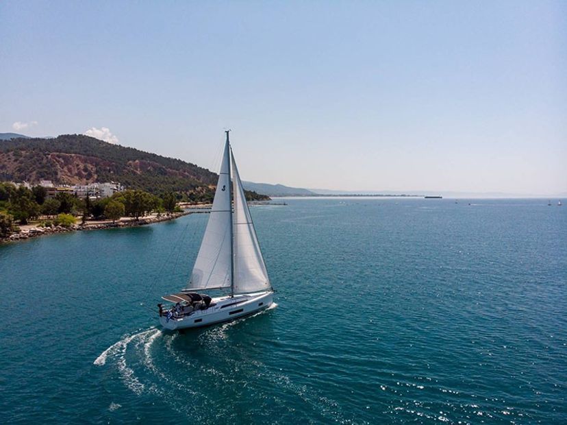 Beneteau OCEANIS 46.1 Layla
