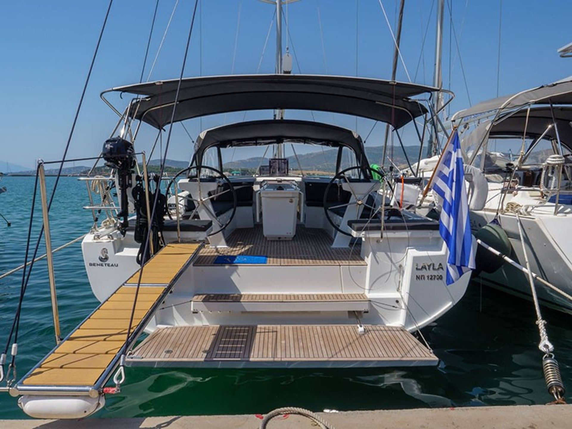 4029121367803541_layla-stern.jpg