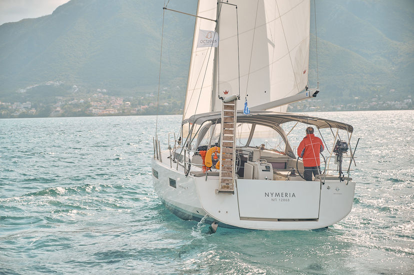 Jeanneau 40 Nymeria | Water-maker, Solar Panel, Teak Cockpit