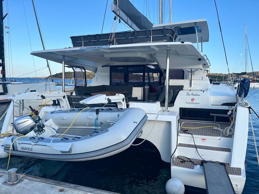 Fountaine Pajot 47 Blue Mandarin