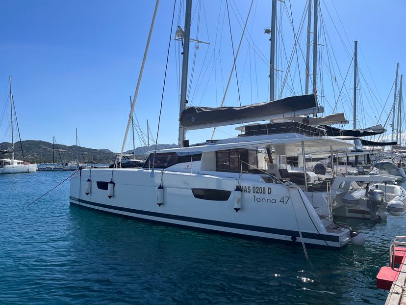 Fountaine Pajot 47 Blue Mandarin