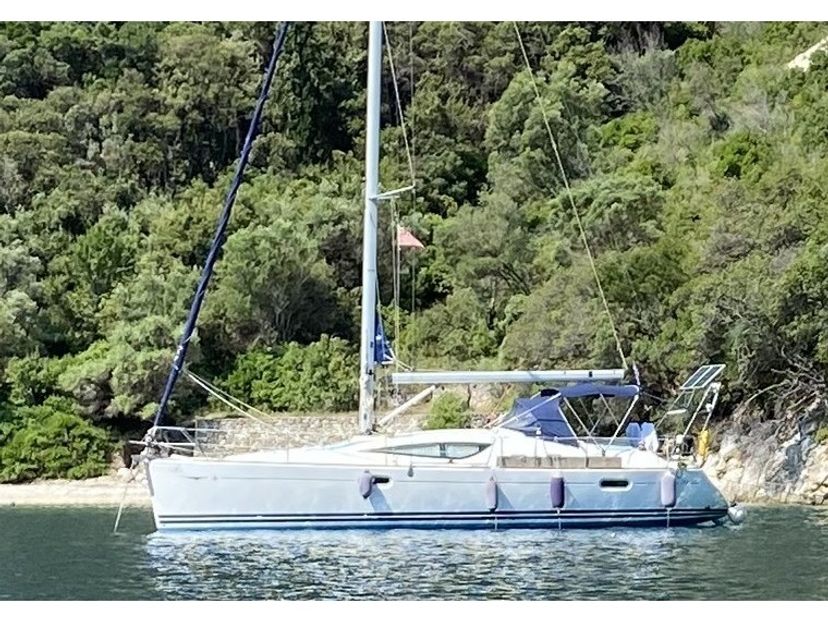 Jeanneau 39 Afroditi