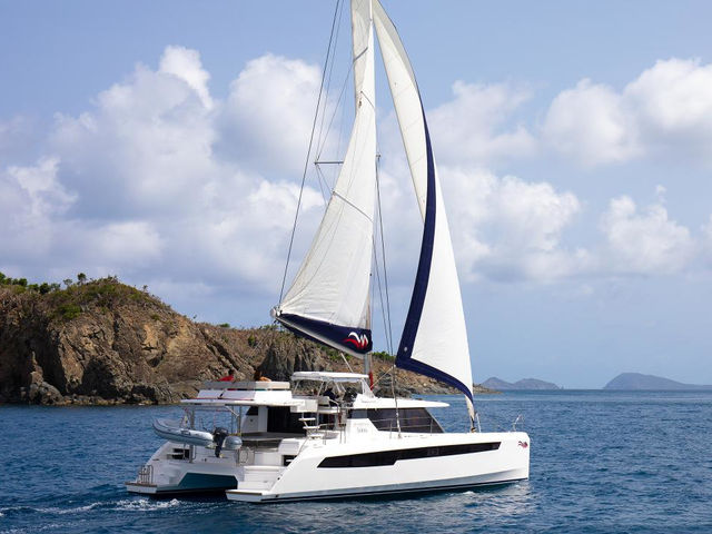 Leopard Catamarans 50 Moorings 5000-4 Club