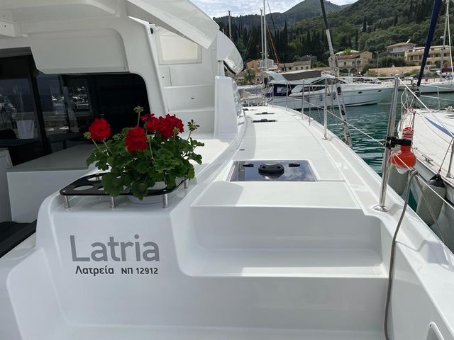 Lagoon 46 Latria