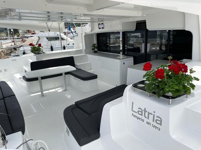 Lagoon 46 Latria