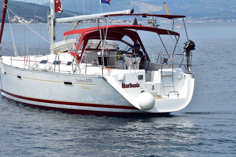 Beneteau 393 Škuribanda (refitted 2023)