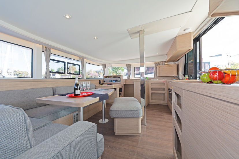 Lagoon 42 Eternity (ONLY SKIPPERED)