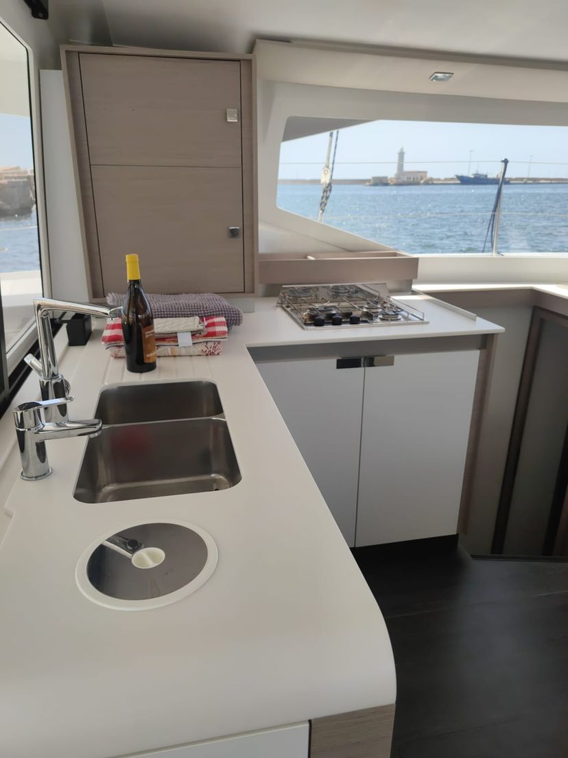 Fountaine Pajot 40 Isla 