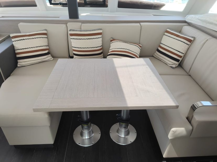 Fountaine Pajot 40 Isla 