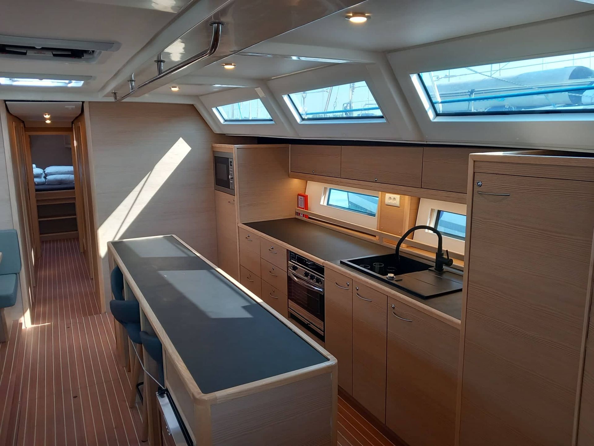 41281251621500126_Katharina_-_interior_-_kitchen.jpg