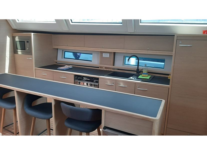 D&D Yachts 54 CHABLIES