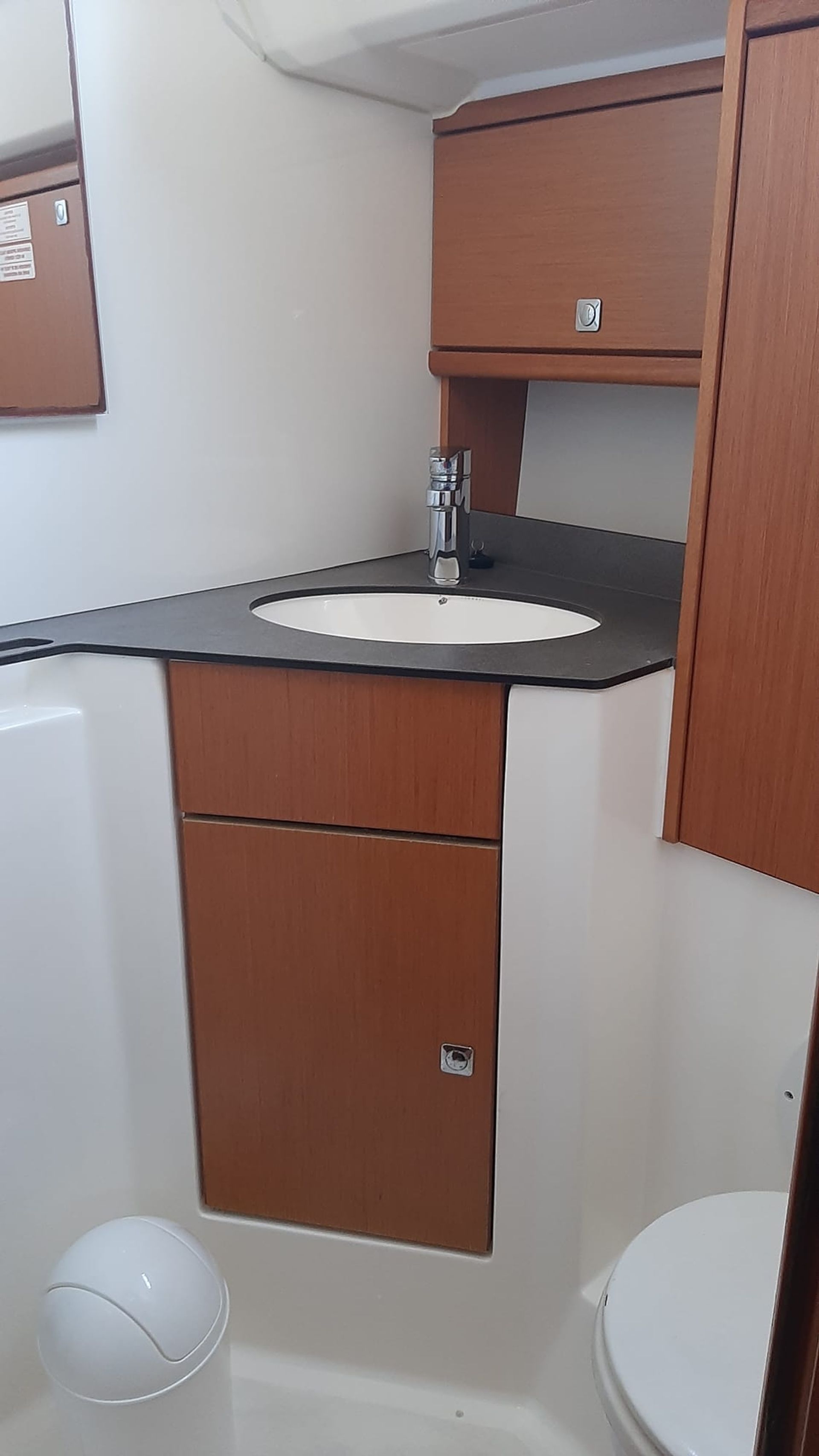 41373191340400126_Prosecco_-_interior_-_bathroom_I.jpg