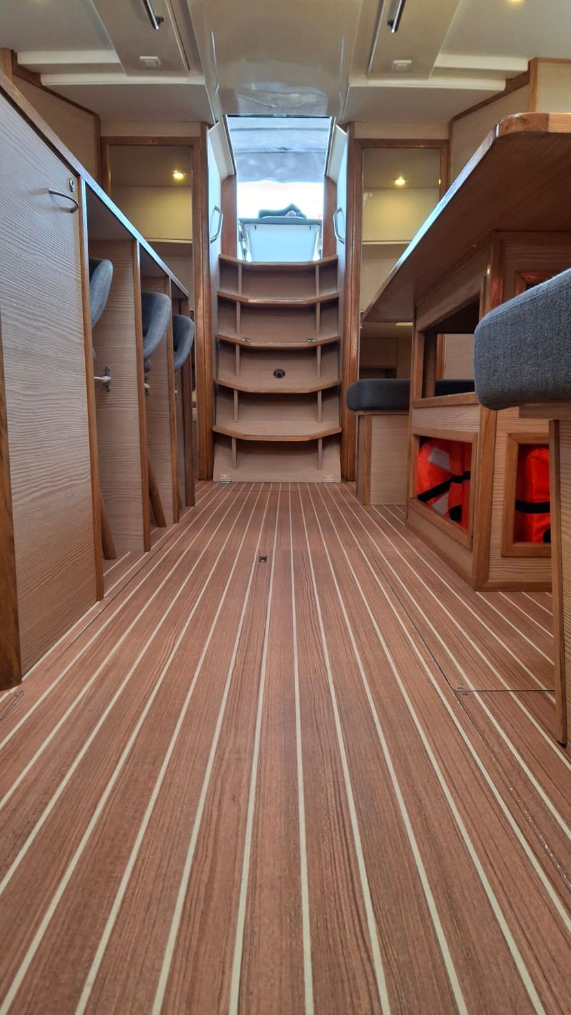 D&D Yachts EX MY WAVE