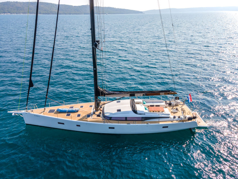 Construction Navale Bordeaux 76 BUBBLES