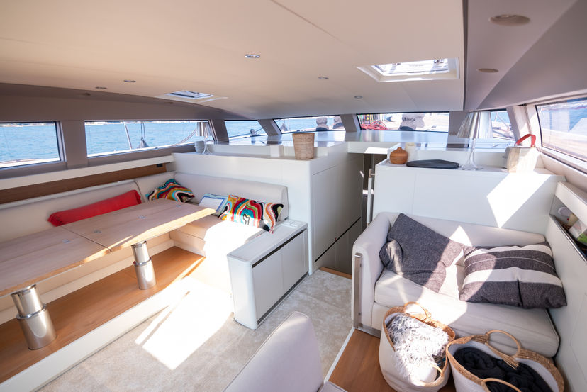 Construction Navale Bordeaux 76 BUBBLES