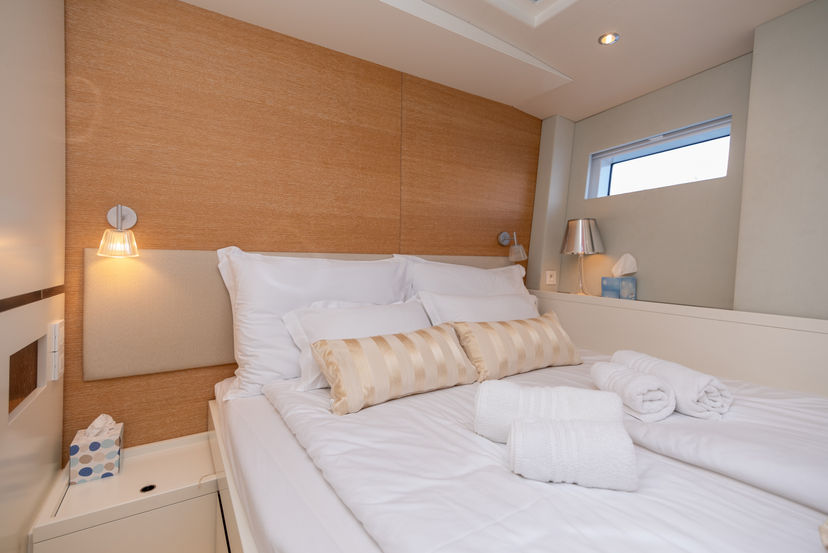 Construction Navale Bordeaux 76 BUBBLES