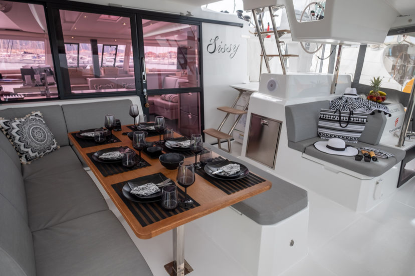 Fountaine Pajot 42 Sissy