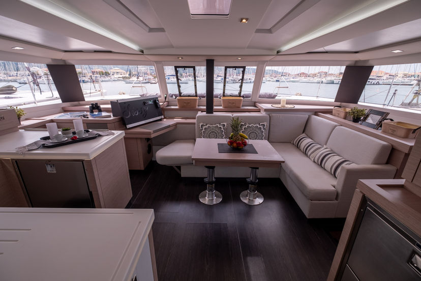 Fountaine Pajot 42 Sissy