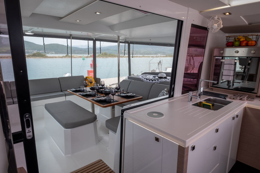Fountaine Pajot 42 Sissy