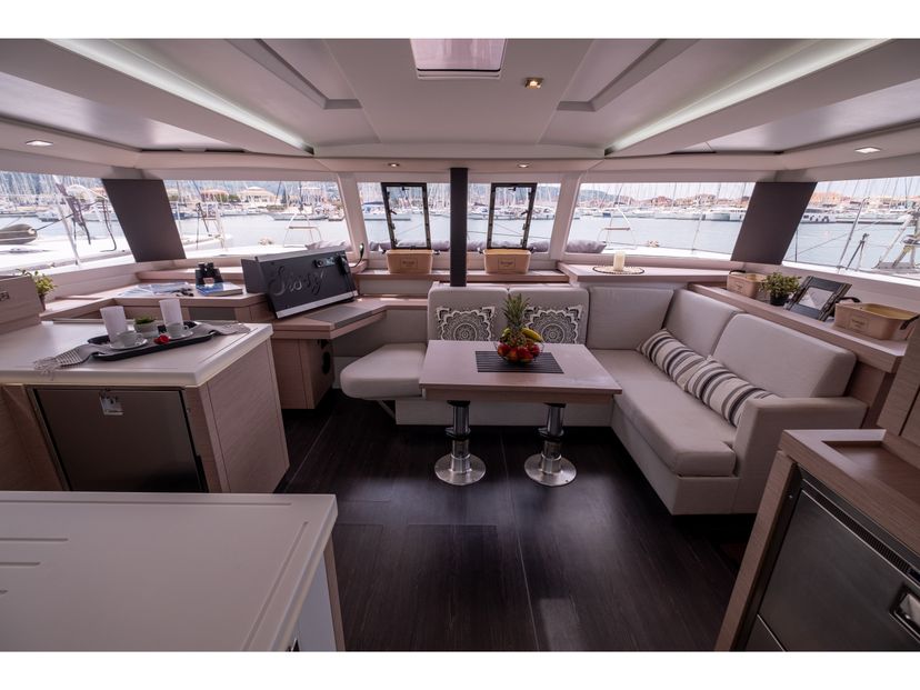 Fountaine Pajot 42 Sissy
