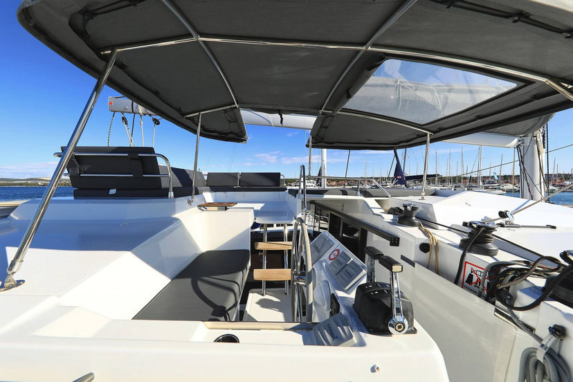 Fountaine Pajot 45 DREAMCATCHER