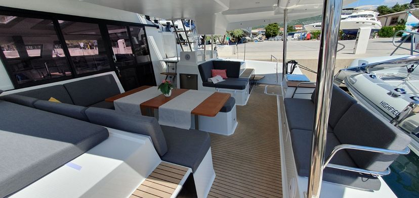 Fountaine Pajot 45 SUMMER FLOW