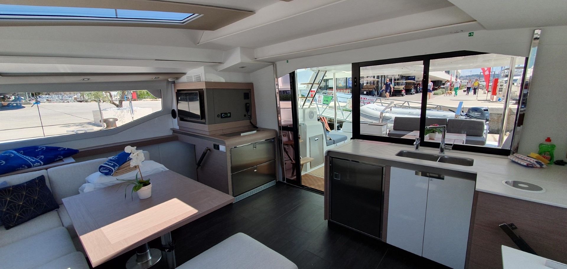 42329331322900172_Elba45_Summer_Flow_ultra_sailing_23.jpg