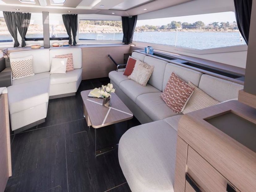 Fountaine Pajot 51 COSMOS