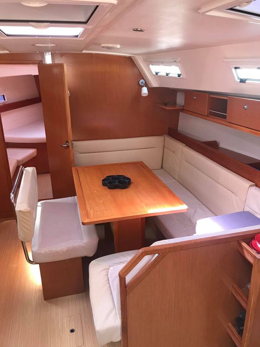 Bavaria Yachtbau 40 Paola