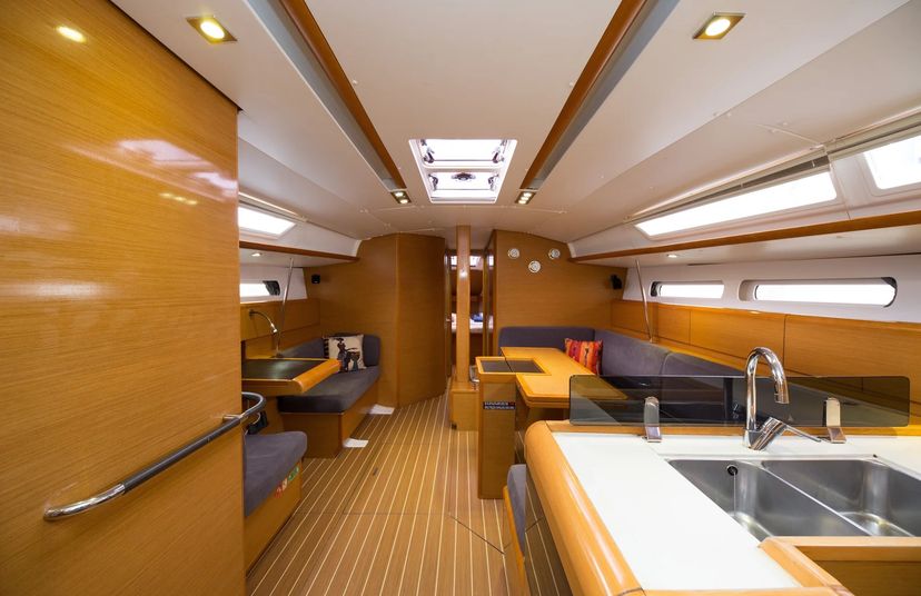 Jeanneau 43 Classic