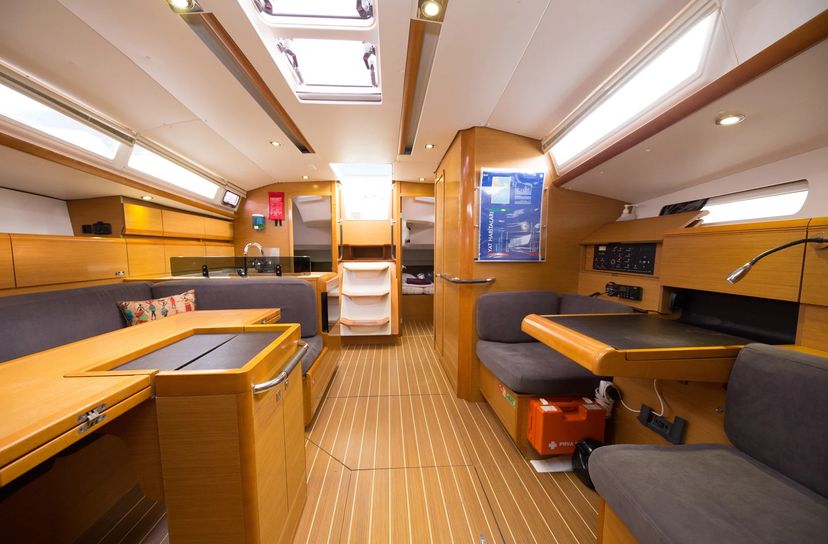 Jeanneau 43 Classic