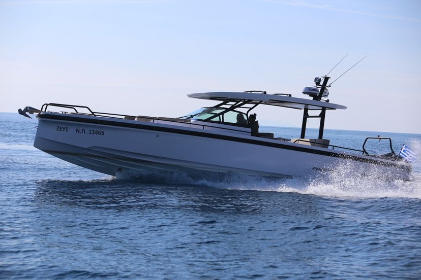 Axopar Boats 37 ZEUS