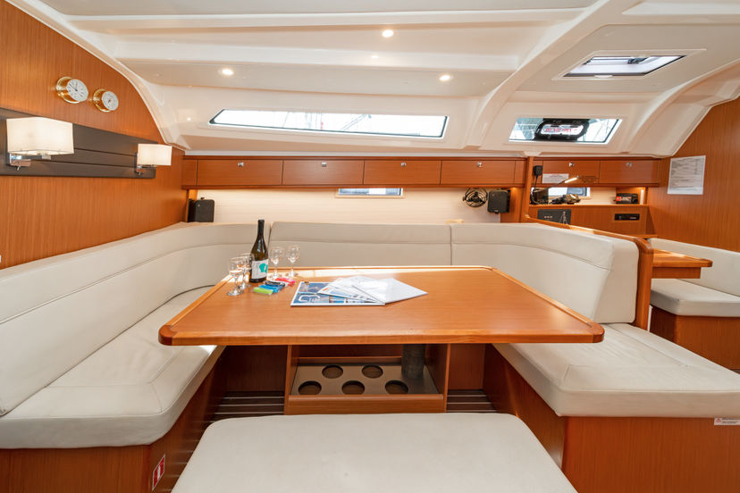 Bavaria Yachtbau CRUISER 41 Laertis