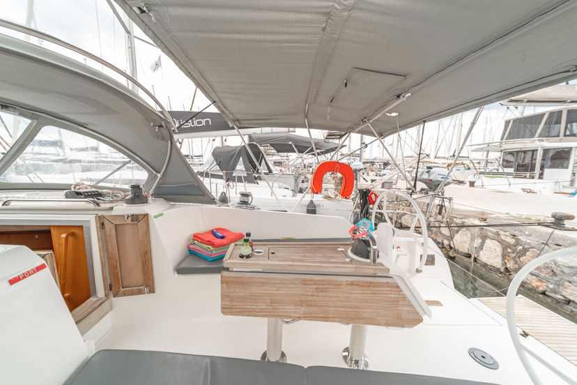Bavaria Yachtbau CRUISER 41 Laertis