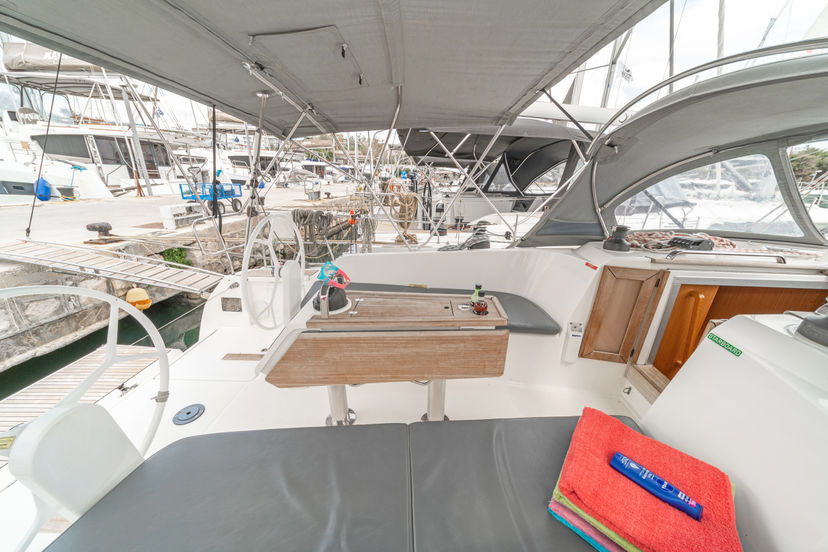 Bavaria Yachtbau CRUISER 41 Laertis
