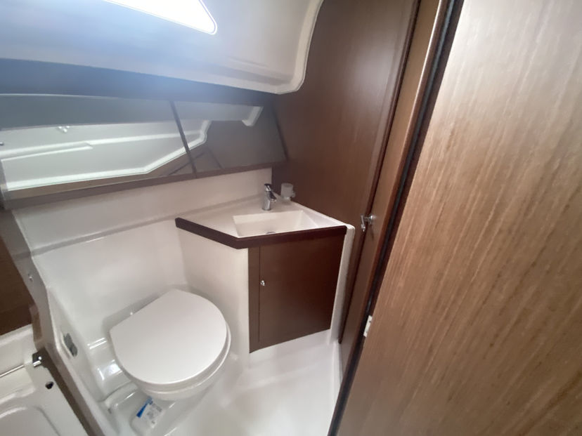 Beneteau 40 AMPELI 