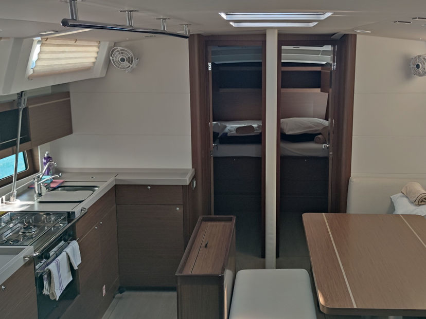Beneteau OCEANIS 46.1 Everest