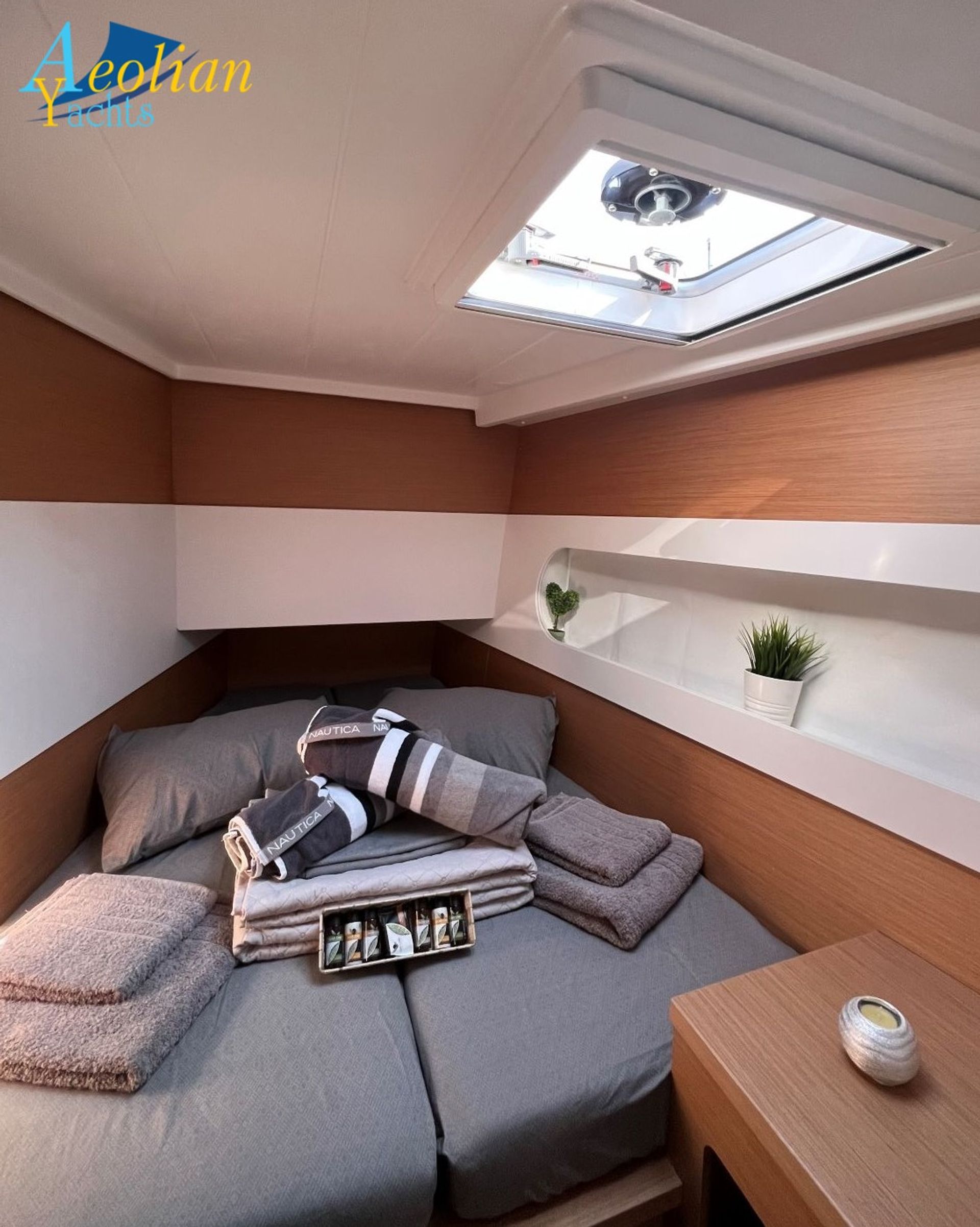4345311180802142_A._Odyssey_Cabin4.JPG