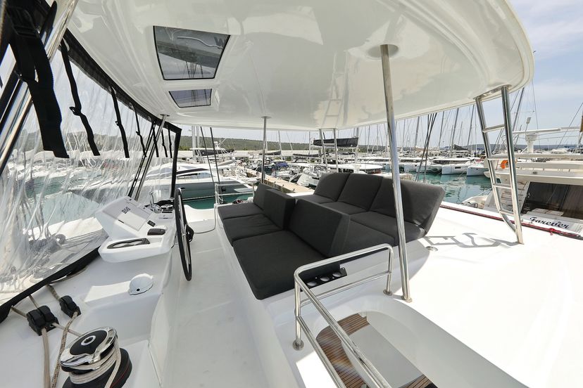 Lagoon 50 HIGH LIFE