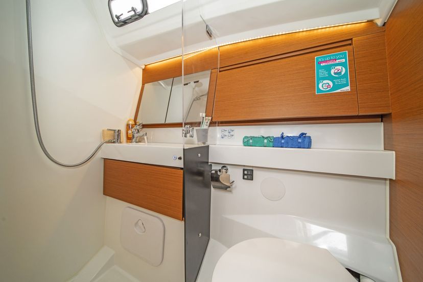 Jeanneau 410 Aella