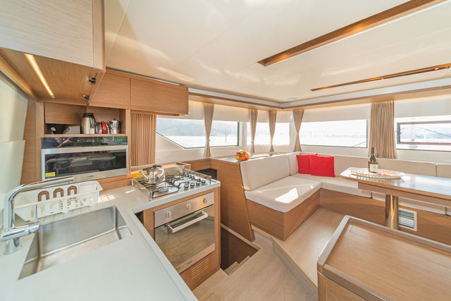 Lagoon 50 Andromeda