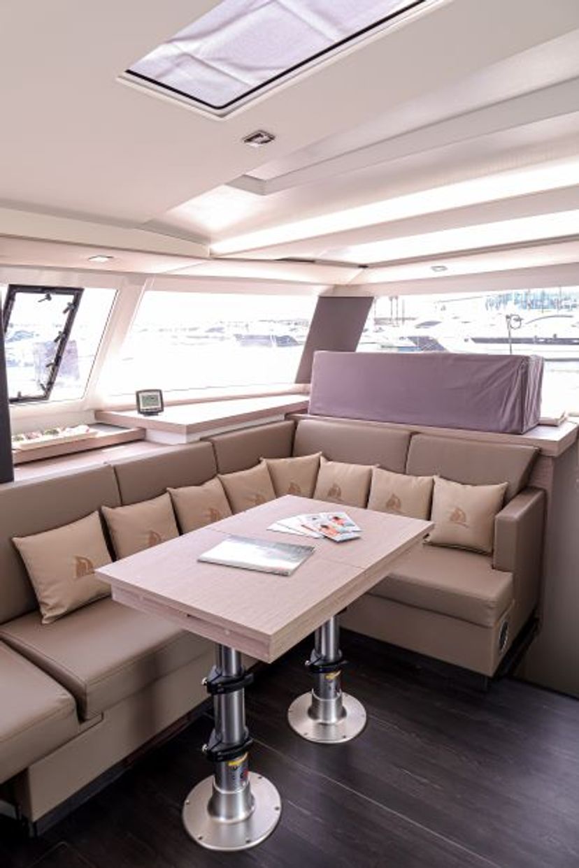 Fountaine Pajot 42 Lalena (WM - A/C - Generator)