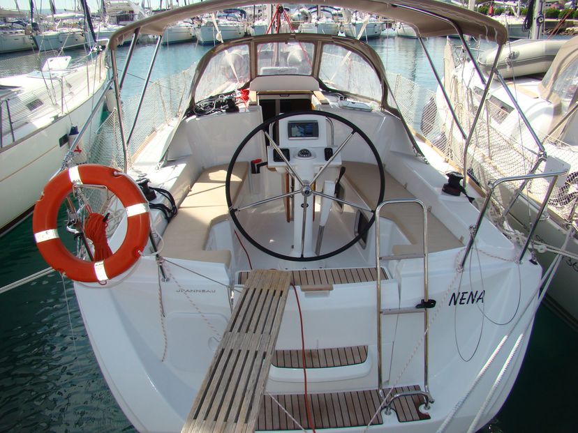 Jeanneau 33 NENA