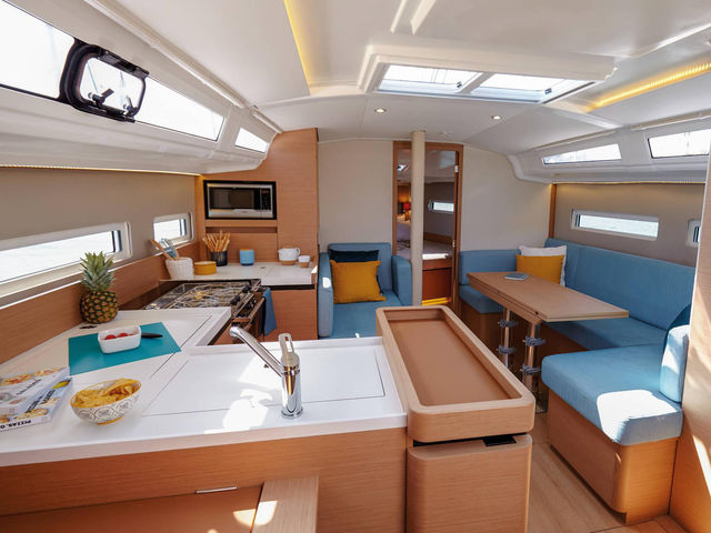Jeanneau 410 Alma Libre VI