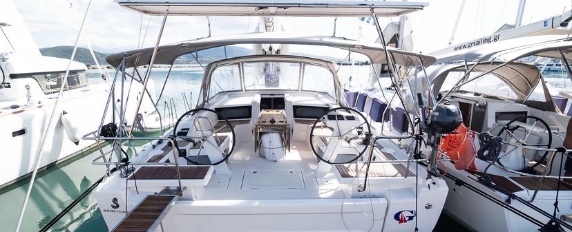 Beneteau OCEANIS 46.1 PHORKYS GEN + A.C